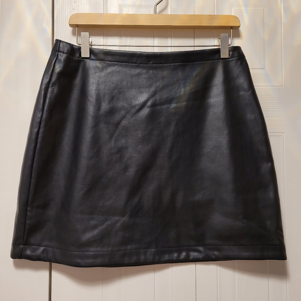 GAP leather mini A-Line skirt